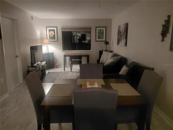 $134,900 | 85 Southeast 16th Avenue, Unit F302, Gainesville, FL 32601