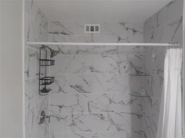 $134,900 | 85 Southeast 16th Avenue, Unit F302, Gainesville, FL 32601