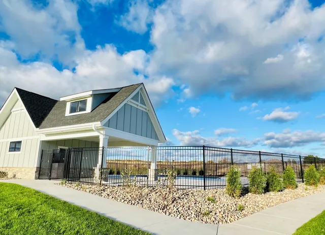 $732,758 | 2726 Kensington Avenue Northeast, St. Michael, MN 55376