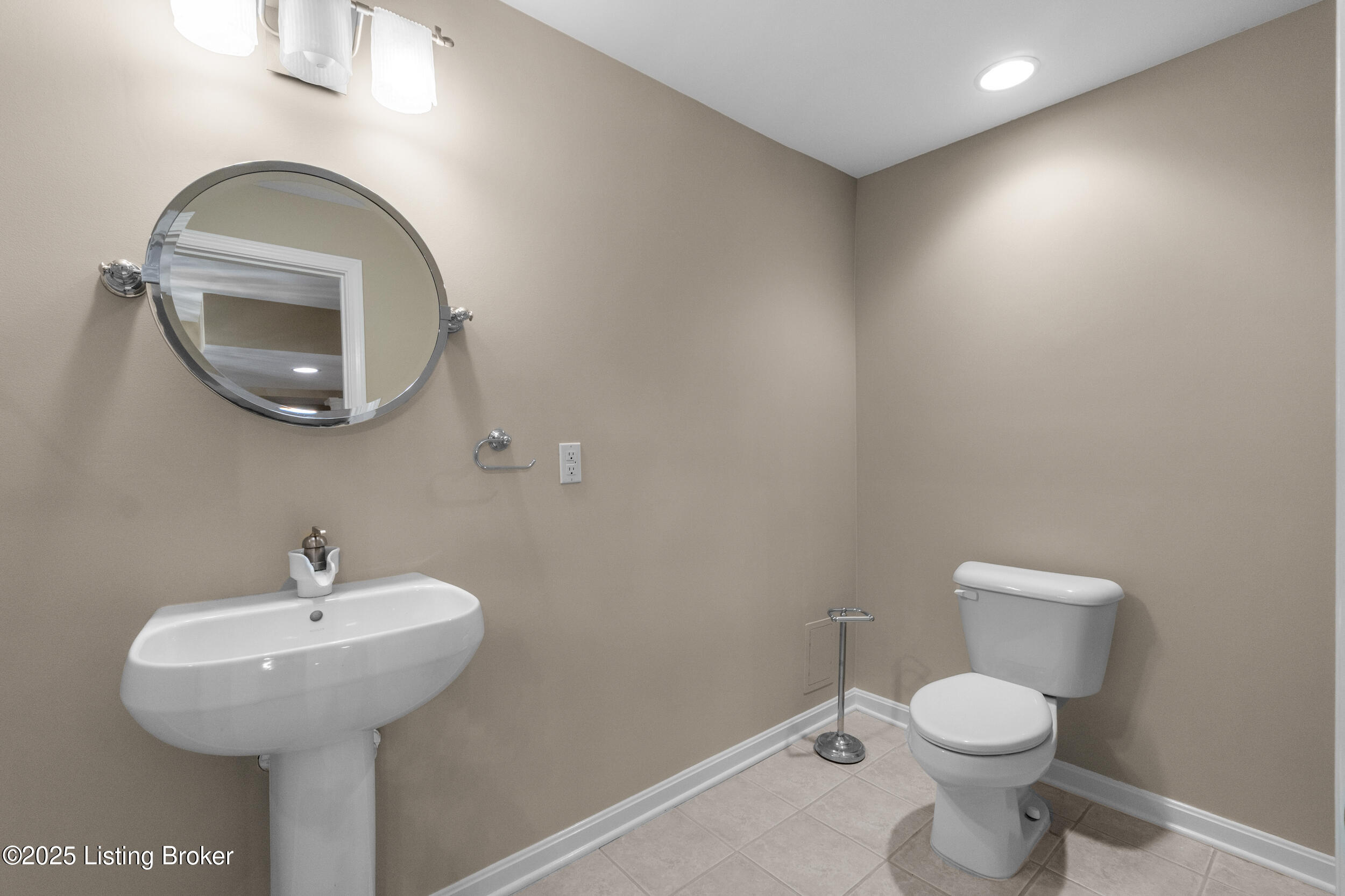 10304 Spring Meyer Road Louisville, KY 40223 - Photo 54 of 83 dsc05339