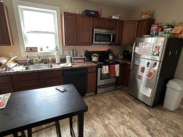 84 May Street, Unit 2 Worcester, MA 01602 - Photo 3 of 8