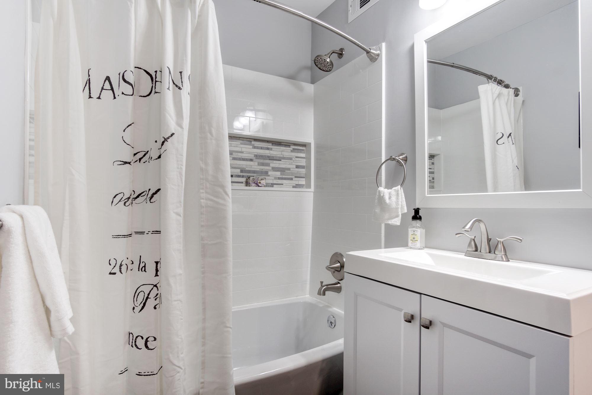 5106 Sheriff Road Northeast Washington, DC 20019 - Photo 6 of 26