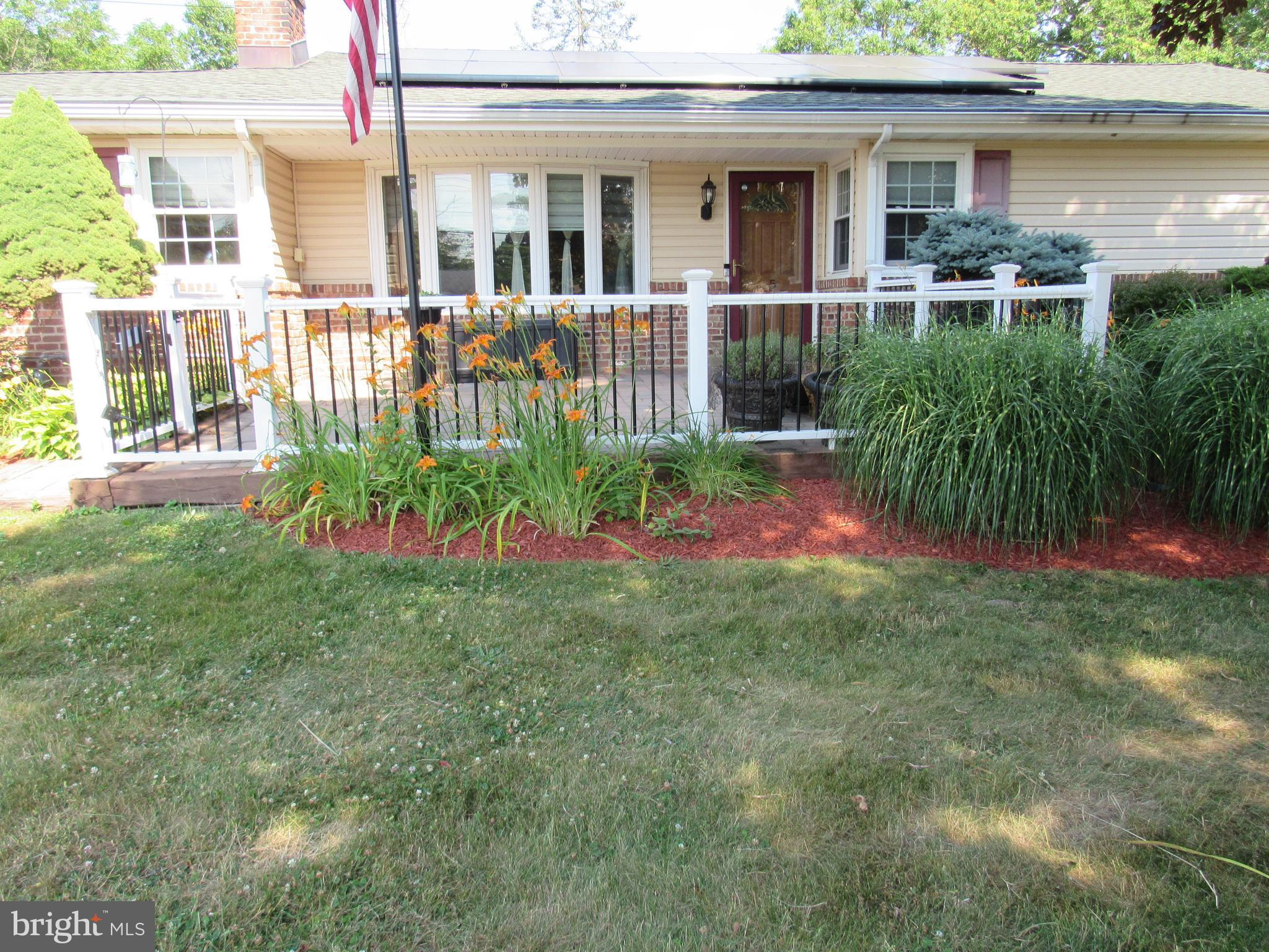 15 Davison Road Hightstown, NJ 08520 - Photo 4 of 28 Gallery Image 4