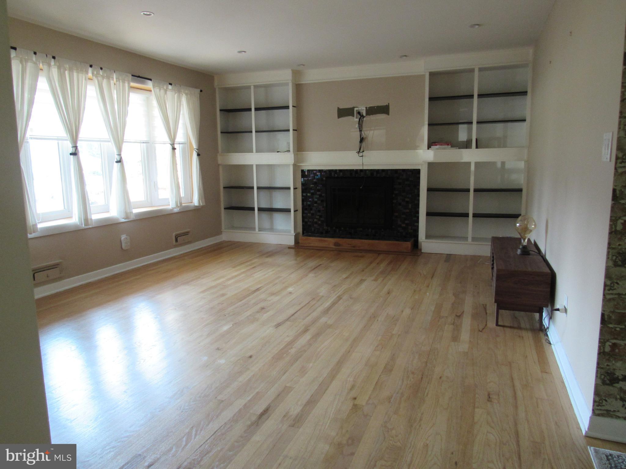 15 Davison Road Hightstown, NJ 08520 - Photo 8 of 28 Gallery Image 8