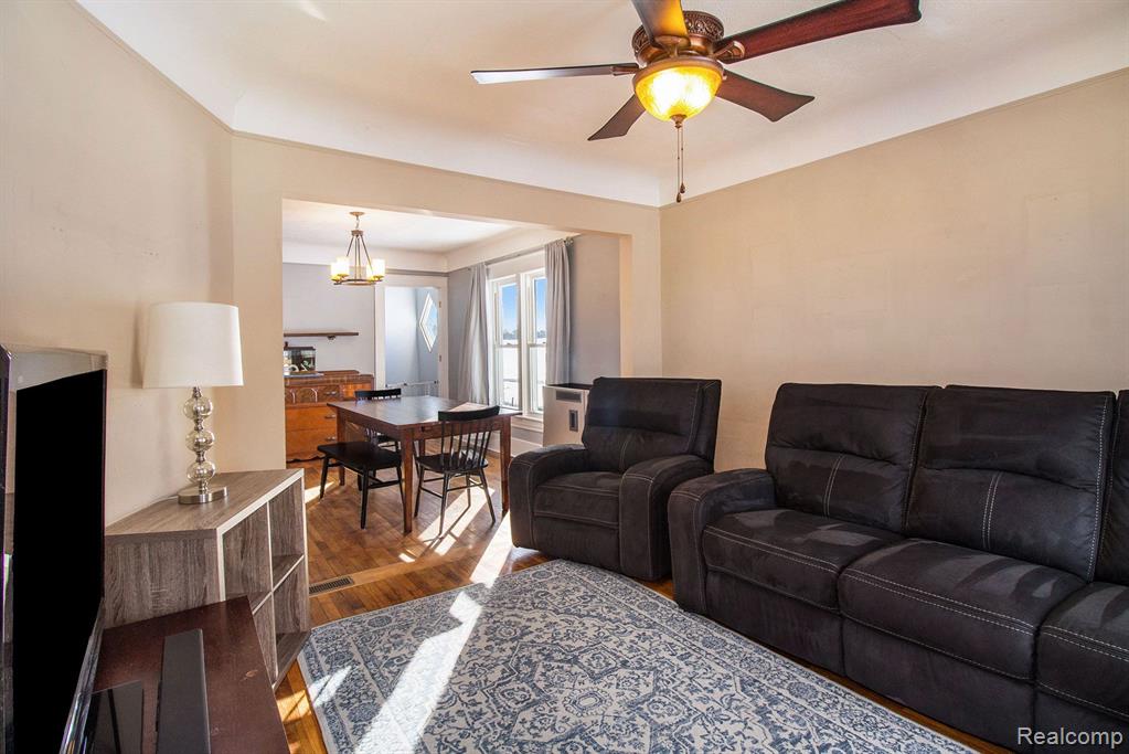 6178 Center Road Howell, MI 48855 - Photo 6 of 23