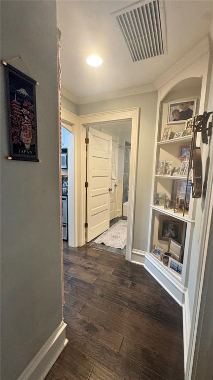 433 Southeast 7th Street Gainesville, FL 32601 - Photo 25 of 28 wooden floor and closet in a room
