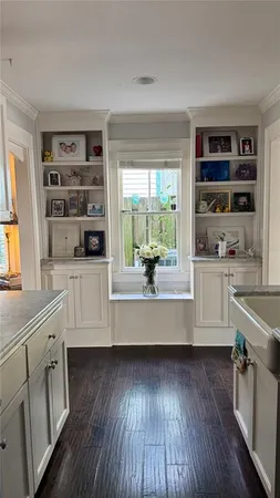 $2,800 | 433 Southeast 7th Street, Gainesville, FL 32601