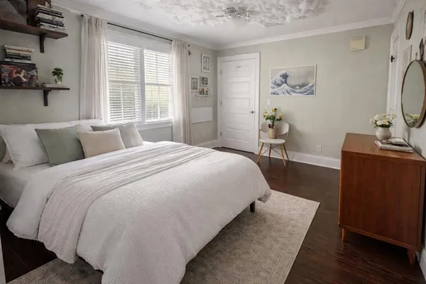 $2,800 | 433 Southeast 7th Street, Gainesville, FL 32601