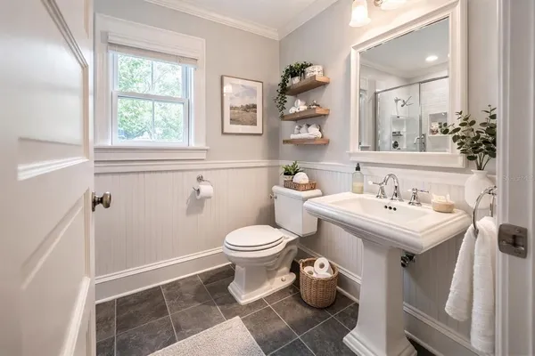 $2,800 | 433 Southeast 7th Street, Gainesville, FL 32601