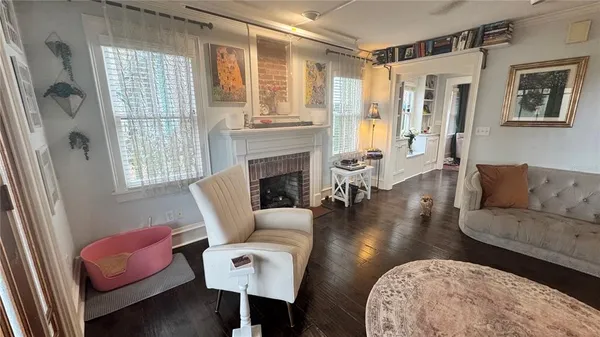 $2,800 | 433 Southeast 7th Street, Gainesville, FL 32601