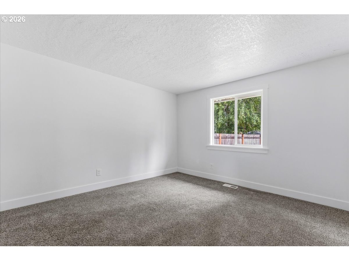 8970 Southwest Reiling Street Portland, OR 97224 - Photo 20 of 30