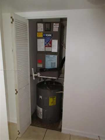 $2,400 | 10835 Southwest 112th Avenue, Unit 305, Miami, FL 33176