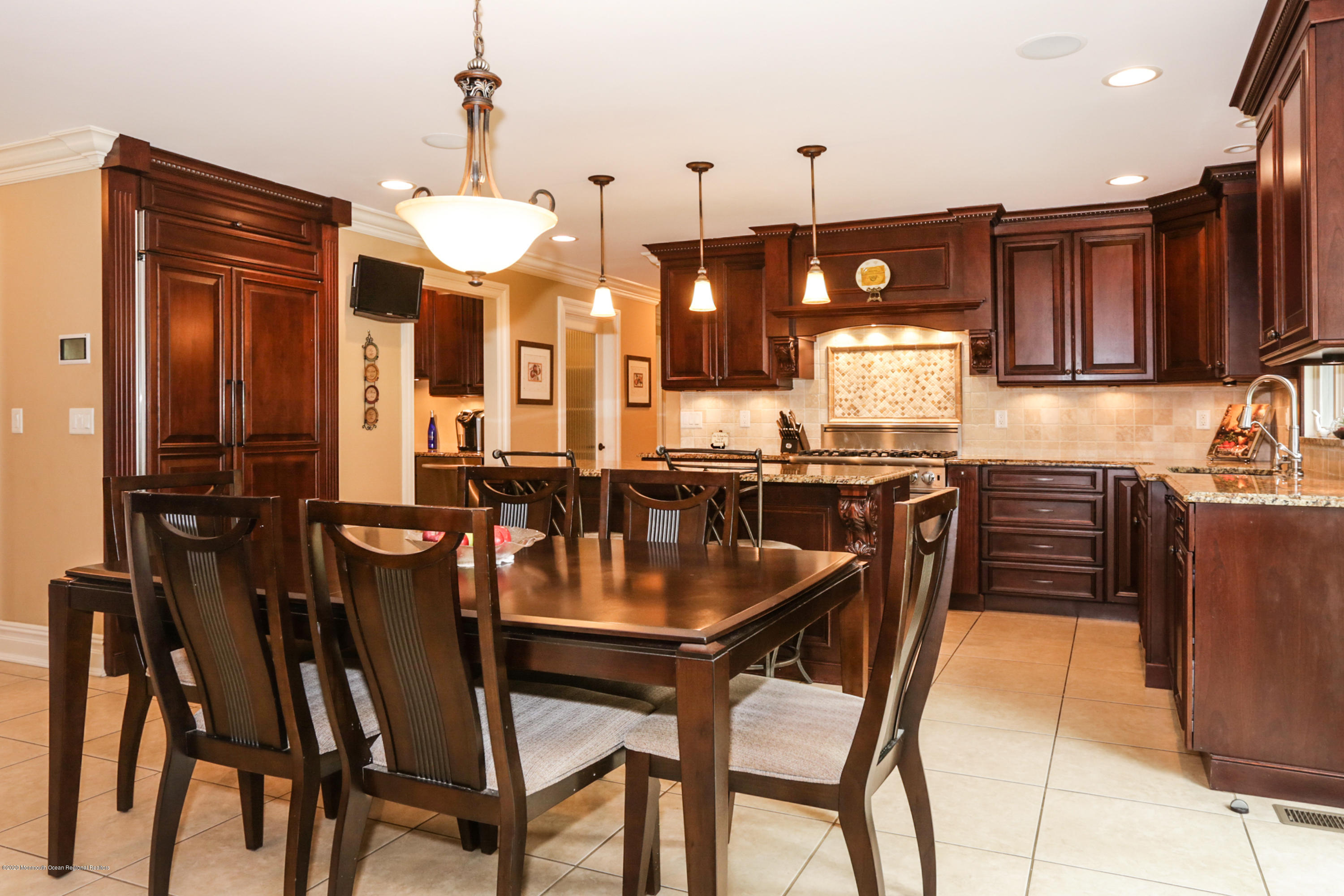 21 Fox Hedge Road Colts Neck, NJ 07722 - Photo 12 of 33 10