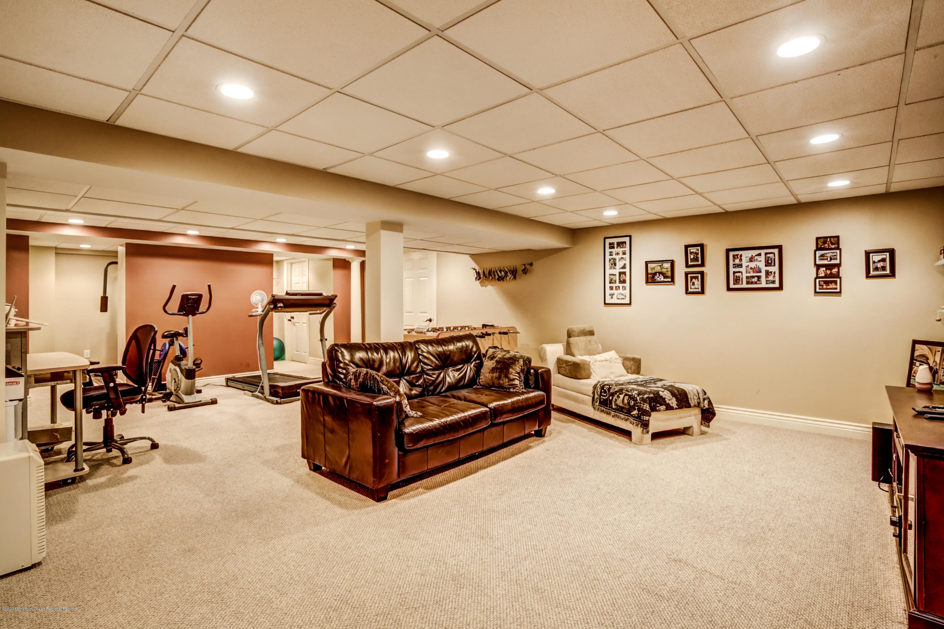 21 Fox Hedge Road Colts Neck, NJ 07722 - Photo 27 of 33 26