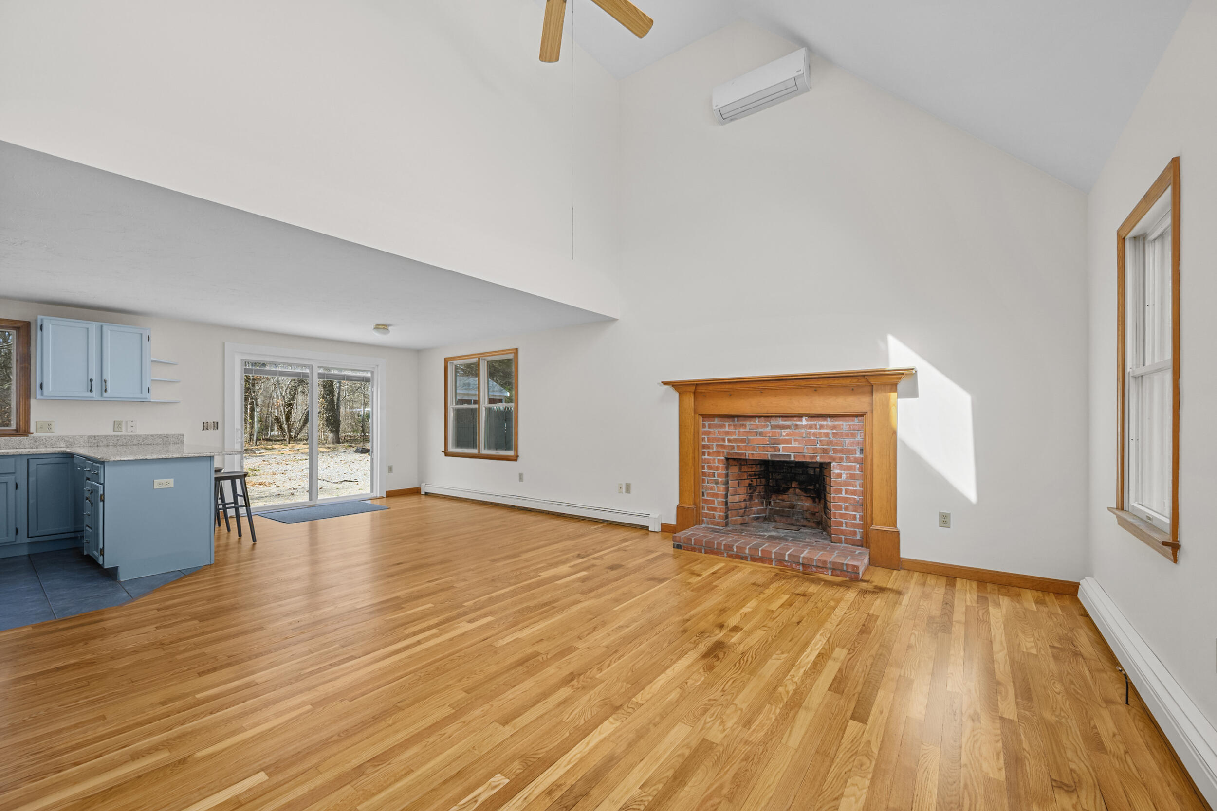 296 Commons Way Brewster, MA 02631 - Photo 5 of 22 1st flr Living Area