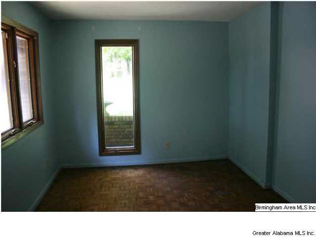 2801 Eastern Valley Road Leeds, AL 35094 - Photo 3 of 10