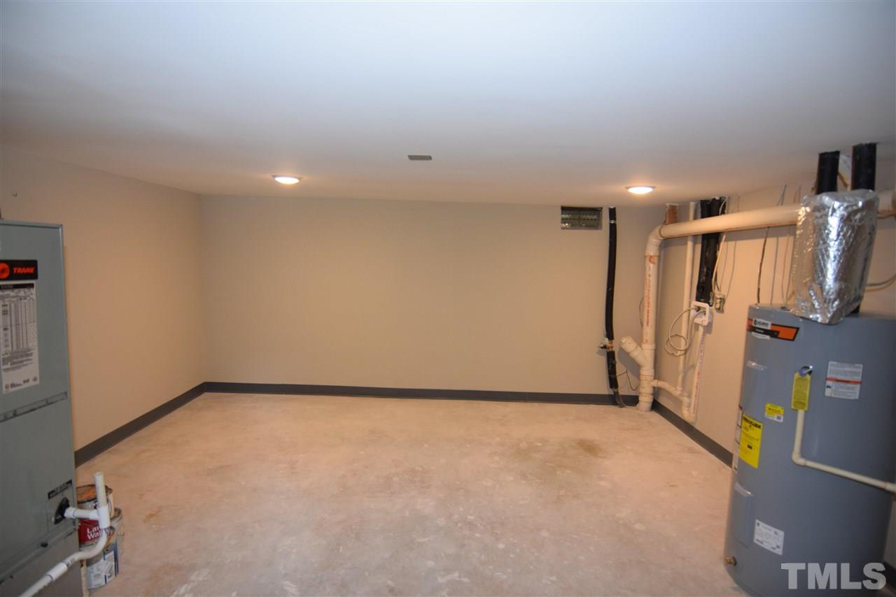 3606 Mill Run Raleigh, NC 27612 - Photo 18 of 19