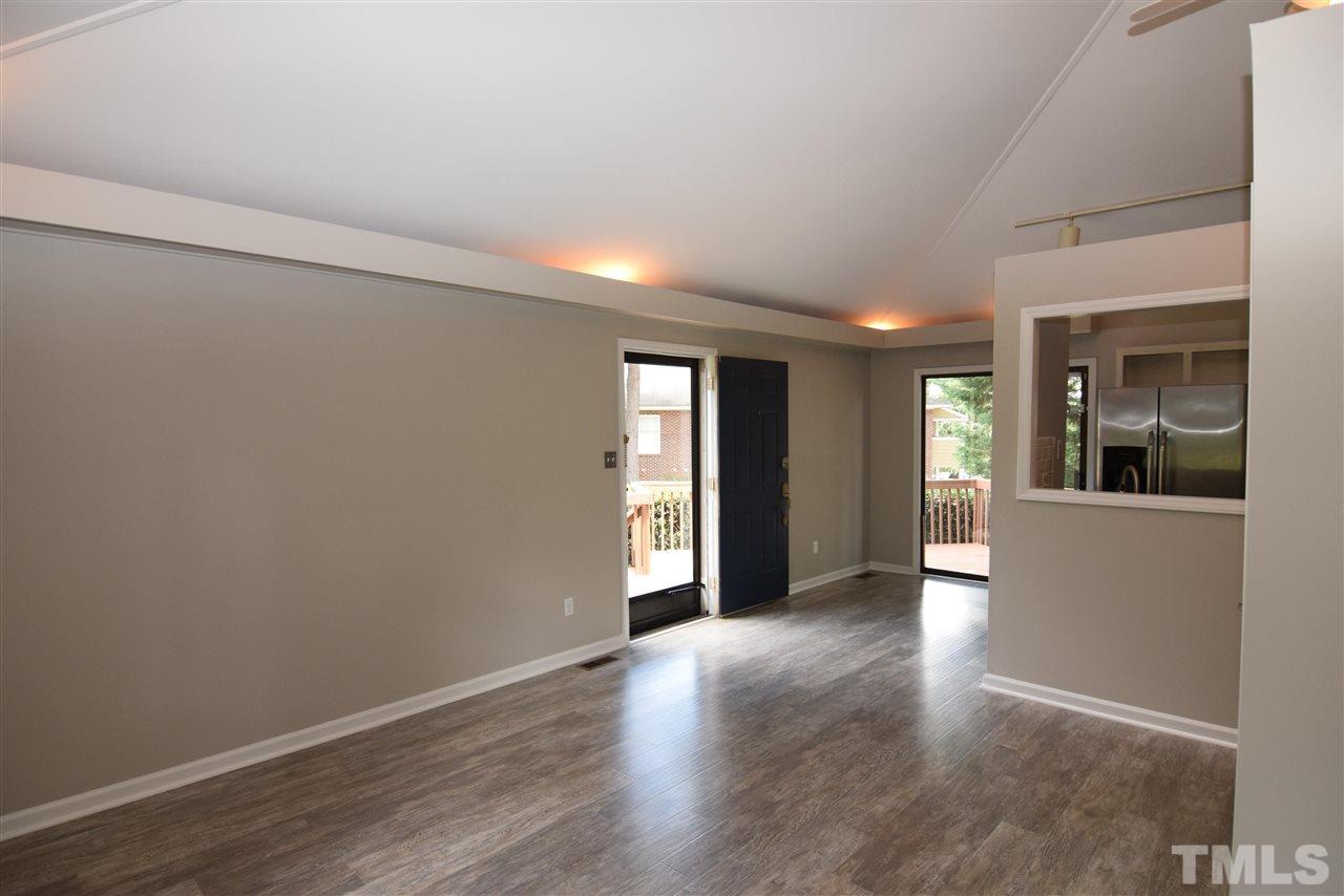 3606 Mill Run Raleigh, NC 27612 - Photo 8 of 19