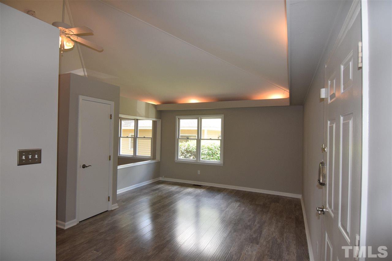 3606 Mill Run Raleigh, NC 27612 - Photo 9 of 19