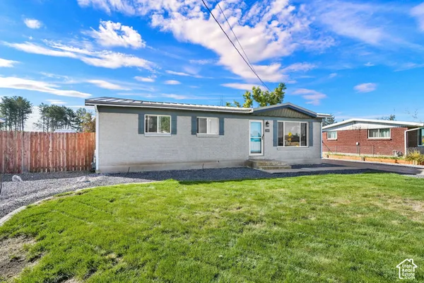 $395,000 | 2969 West 1300th Street North, Clearfield, UT 84015