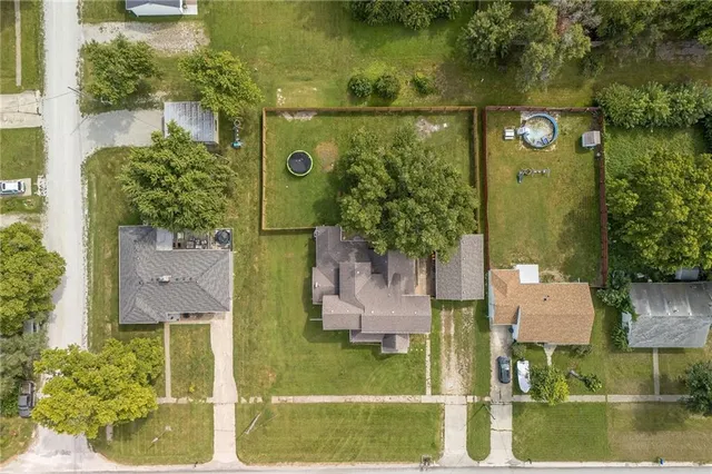 $364,900 | 348 Clinton Street, Osborn, MO 64474