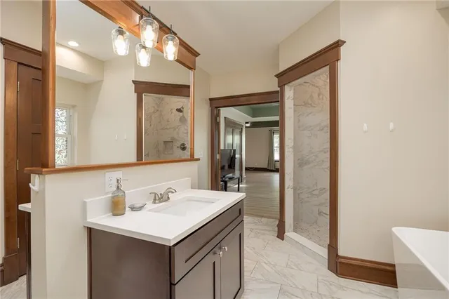 $380,000 | 348 Clinton Street, Osborn, MO 64474