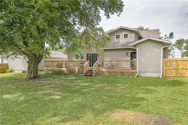 $380,000 | 348 Clinton Street, Osborn, MO 64474