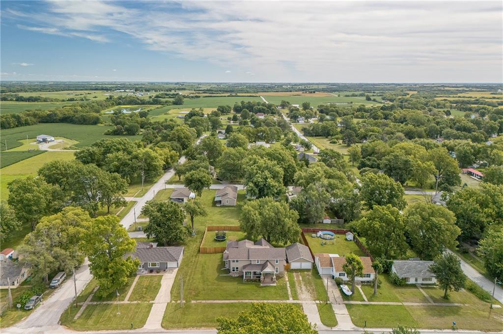 348 Clinton Street Osborn, MO 64474 - Photo 10 of 40