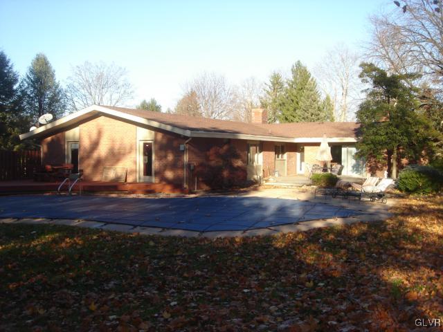 1821 Nottingham Road Allentown, PA 18103 - Photo 23 of 26 Gallery Image 23