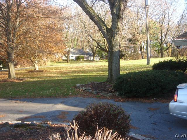 1821 Nottingham Road Allentown, PA 18103 - Photo 24 of 26 Gallery Image 24