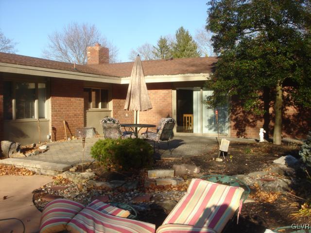 1821 Nottingham Road Allentown, PA 18103 - Photo 25 of 26 Gallery Image 25