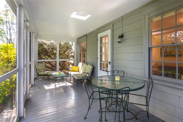 47 Londonderry Road Marblehead, MA 01945 - Photo 20 of 23 Gallery Image 20