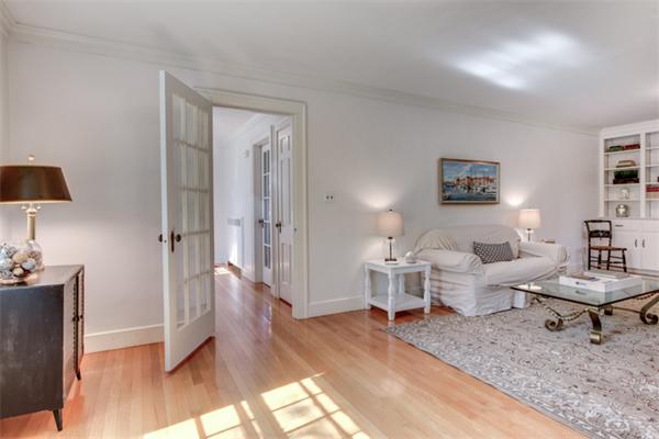47 Londonderry Road Marblehead, MA 01945 - Photo 3 of 23 Gallery Image 3