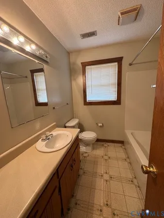 $154,000 | 4459 Allen Road, Jarratt, VA 23867