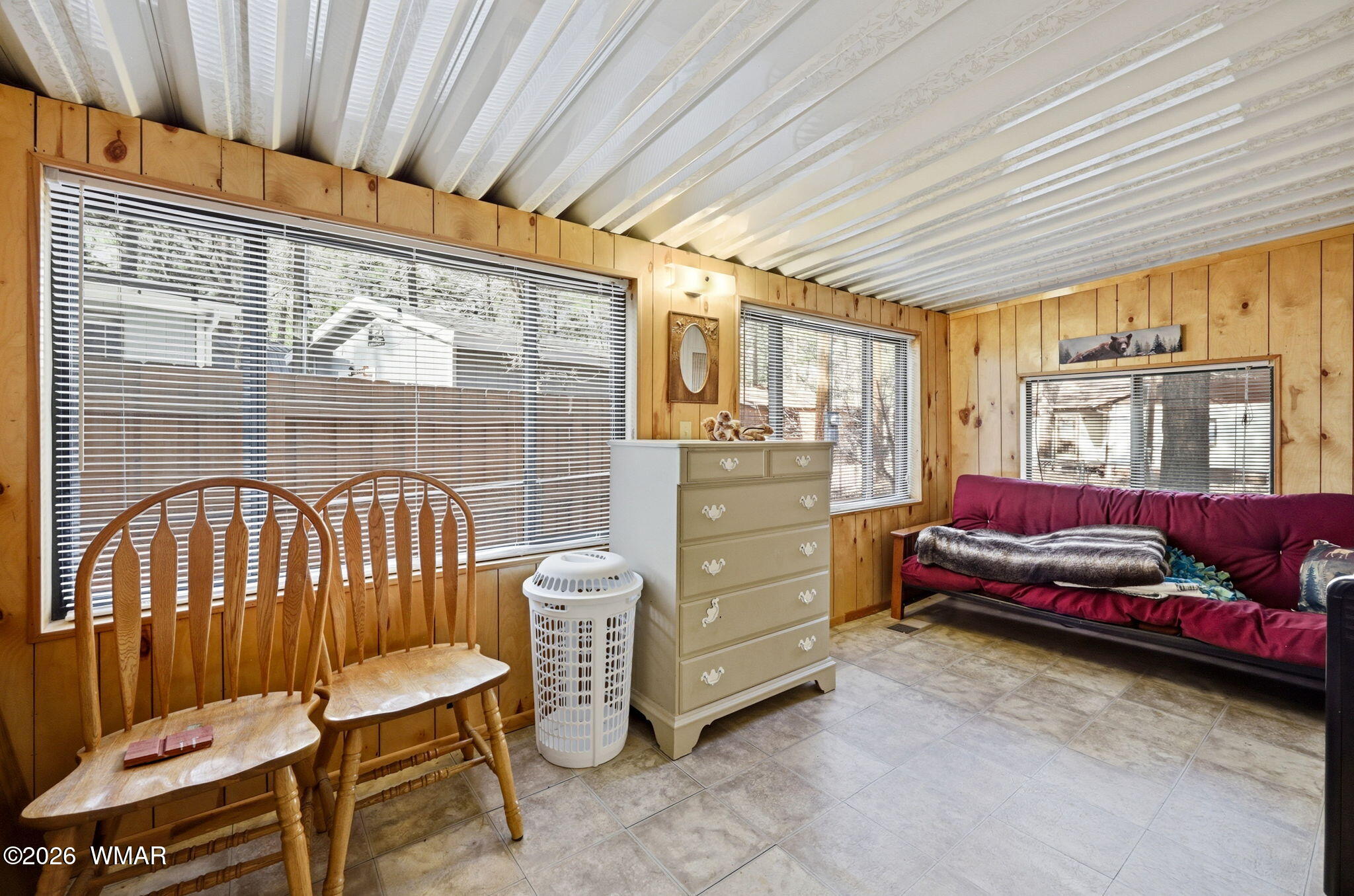 2822 Cardinal Lane Pinetop, AZ 85935 - Photo 14 of 25 Back Sun Room