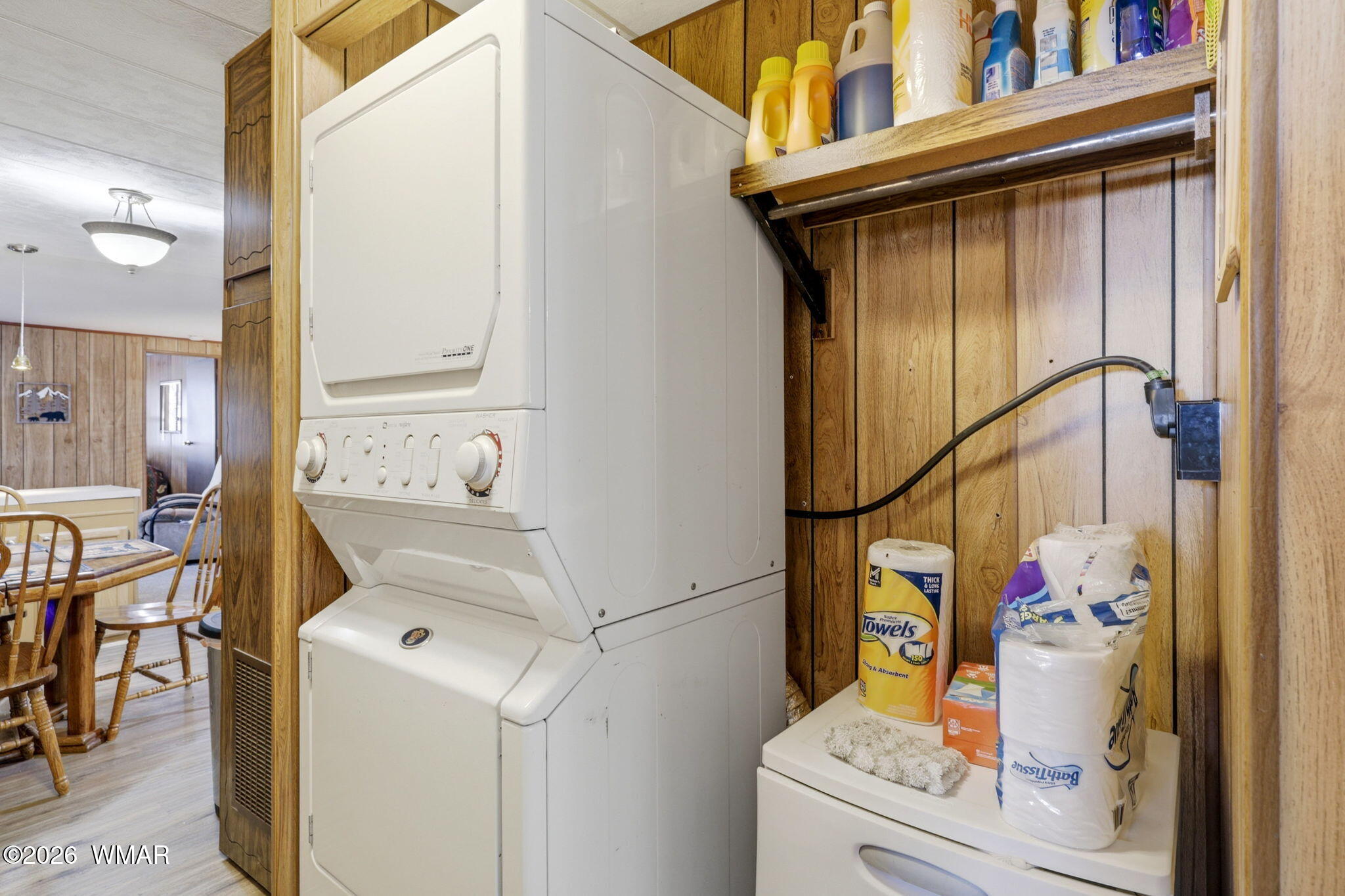 2822 Cardinal Lane Pinetop, AZ 85935 - Photo 20 of 25 Hall/Laundry