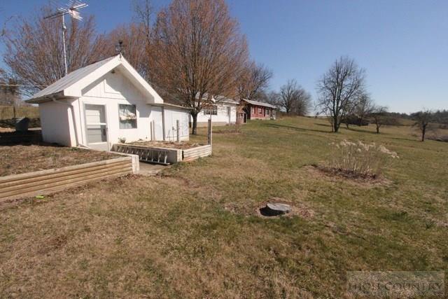 1618 Scenic Road Fries, VA 24330 - Photo 19 of 33