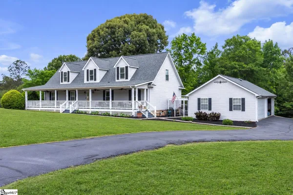 $525,000 | 205 Stonewood Drive, Greenwood, SC 29649