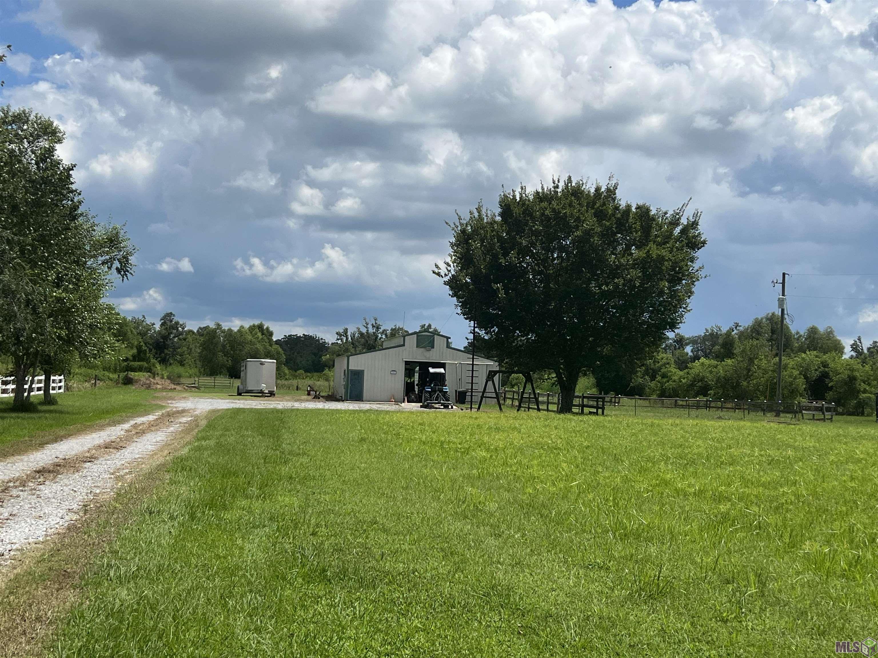 747 Bayou Dularge Road Houma, LA 70363 - Photo 2 of 6 Gallery Image 2
