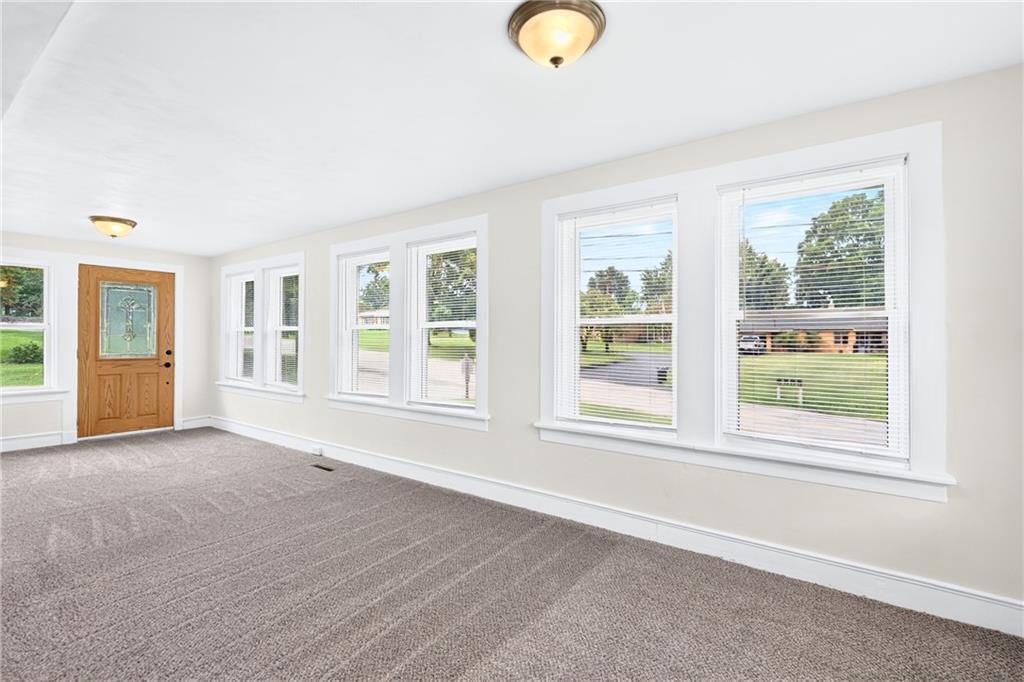 1365 Mt Pleasant Road Greensburg, PA 15601 - Photo 31 of 49 1371 Living Room