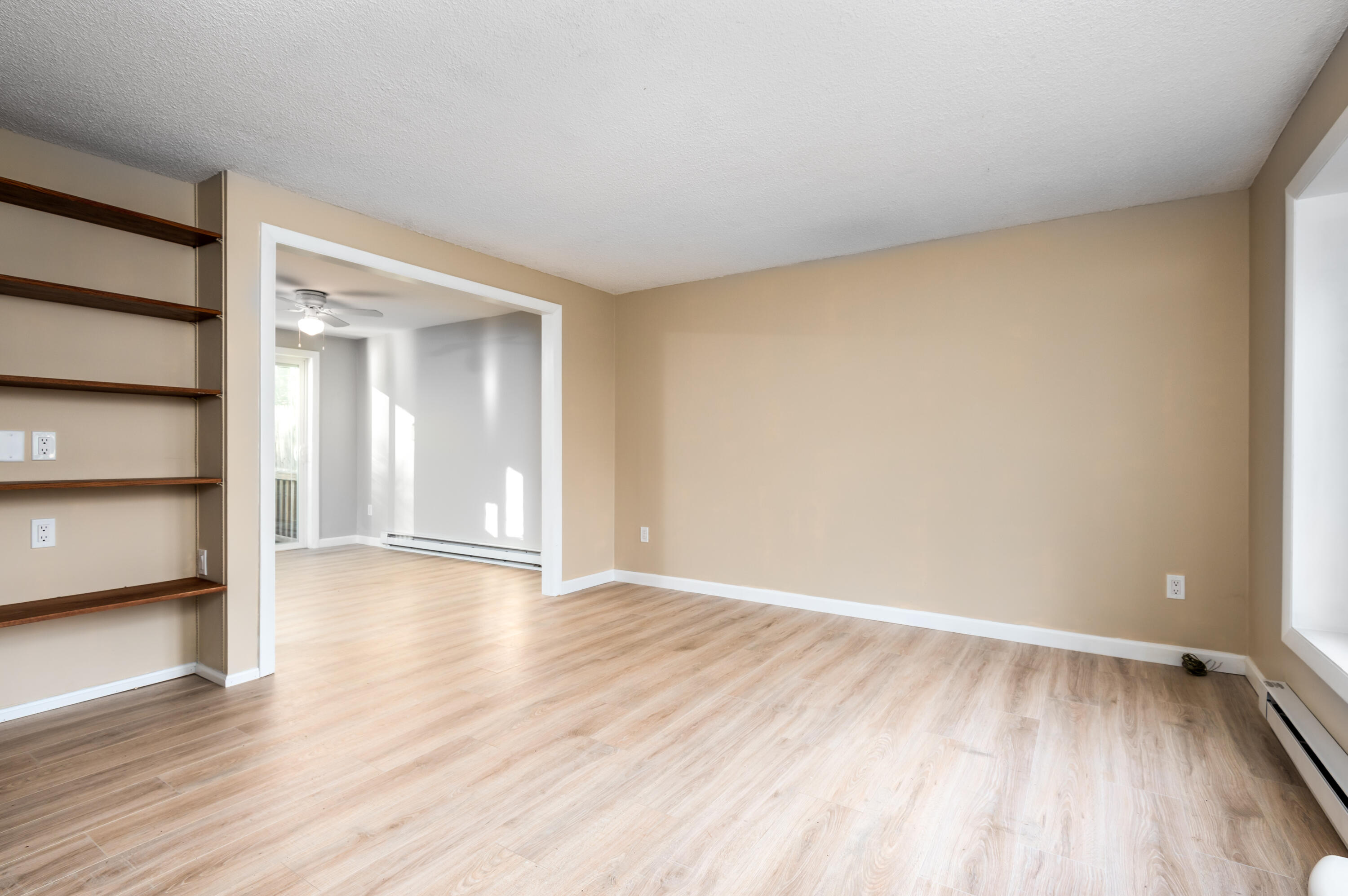 17 Graham Road, Unit 6 Westbrook, ME 04092 - Photo 9 of 25 17_graham-7