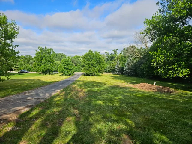 $299,900 | 11020 North River Road, Mequon, WI 53092