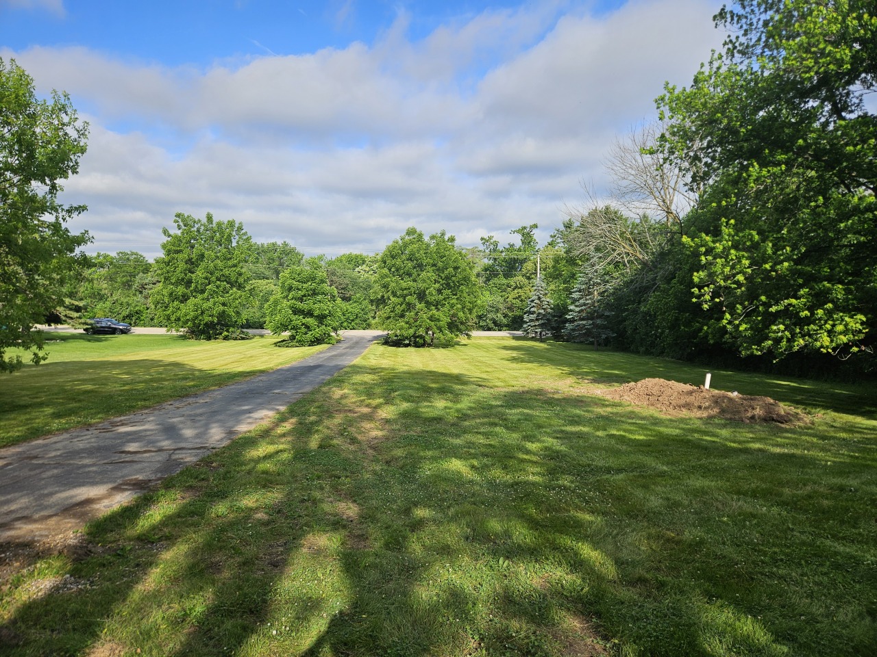 11020 North River Road Mequon, WI 53092 - Photo 2 of 8 Beautiful Lot For New Home