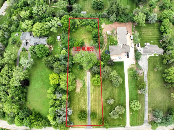 $279,900 | 11020 North River Road, Mequon, WI 53092