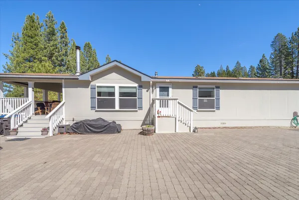 $385,000 | 10100 Pioneer Trail, Unit 101, Truckee, CA 96161