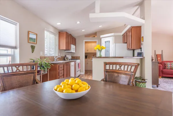 $385,000 | 10100 Pioneer Trail, Unit 101, Truckee, CA 96161