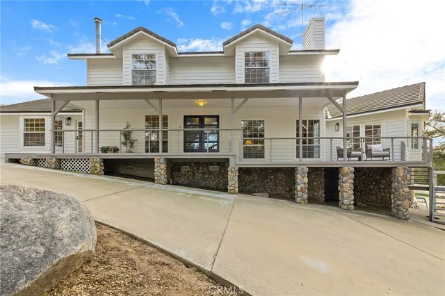 $1,999,000 | 38595 VÃa Del Oso, Temecula, CA 92592