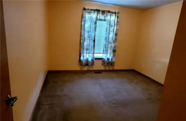 $189,900 | 7764 2nd Street, Higginsville, MO 64037