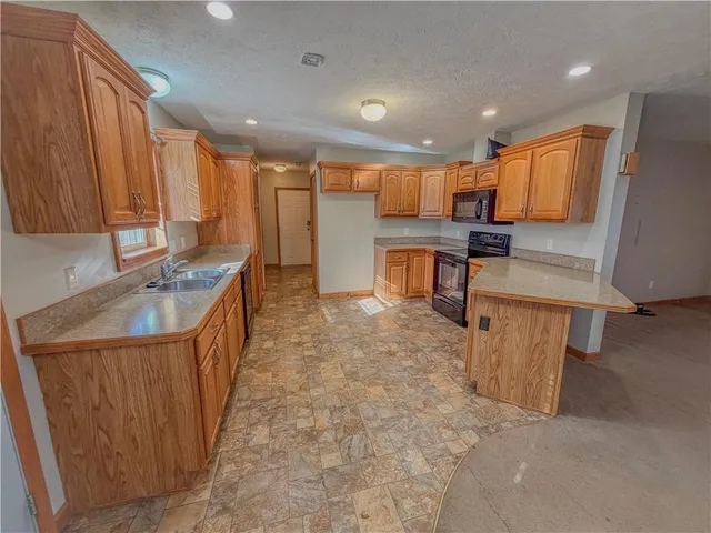 $189,900 | 7764 2nd Street, Higginsville, MO 64037