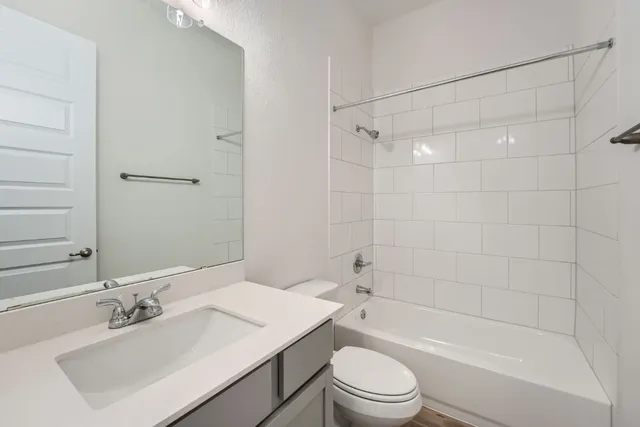 $399,998 | 144 Adelton Boulevard, Bastrop, TX 78602